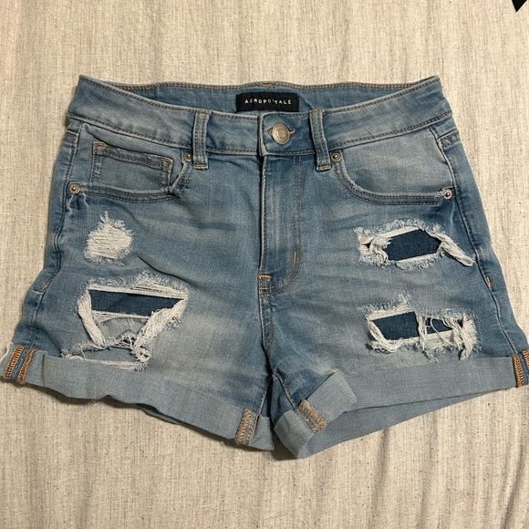 Aeropostale Distressed Cuff Midi Short in Classic High Rise Blue Denim Size 27” - Picture 1 of 4